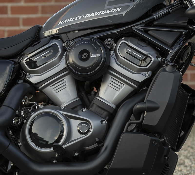 Sportster Nightster Revolution Max 975T engine