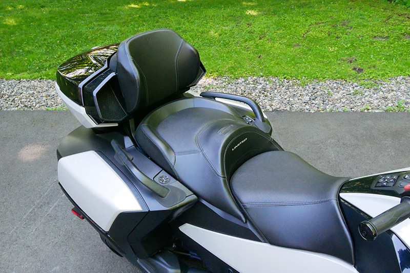 Can-Am Spyder RT Limited seat