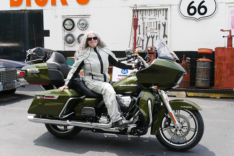 Gear Review: Joe Rocket Ladies Majestic Jacket and Cleo Elite Pant - Women  Riders Now