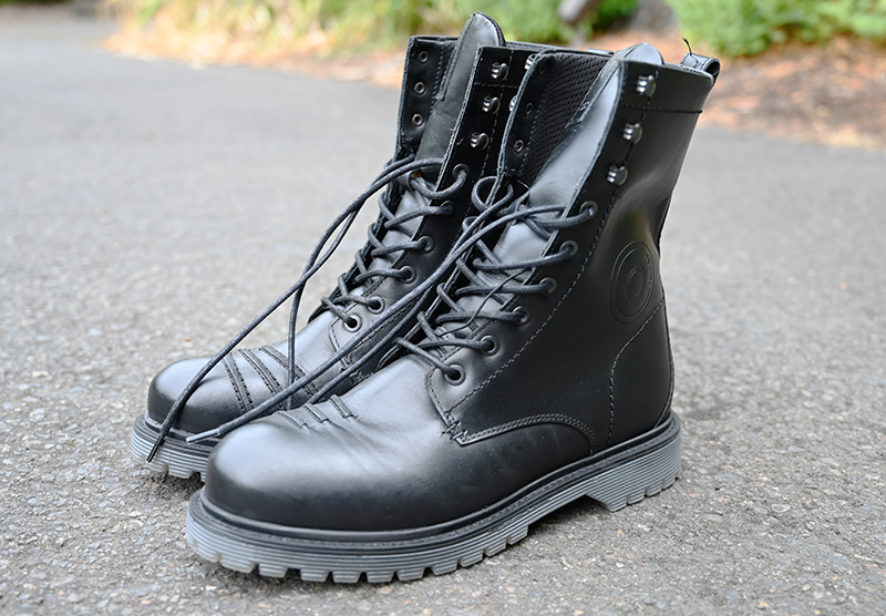REV’IT! Portland boots have CE level 2 certification. They include injected ankle cups, thermoformed heel and toe cups, reinforced heels, toes, and side panels, and a reflective strip on the back of the boot.