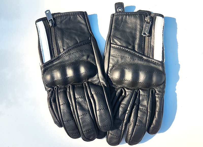 ATWYLD gloves