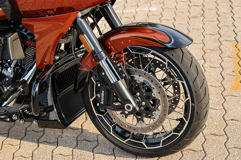 2023 Harley-Davidson CVO front wheel