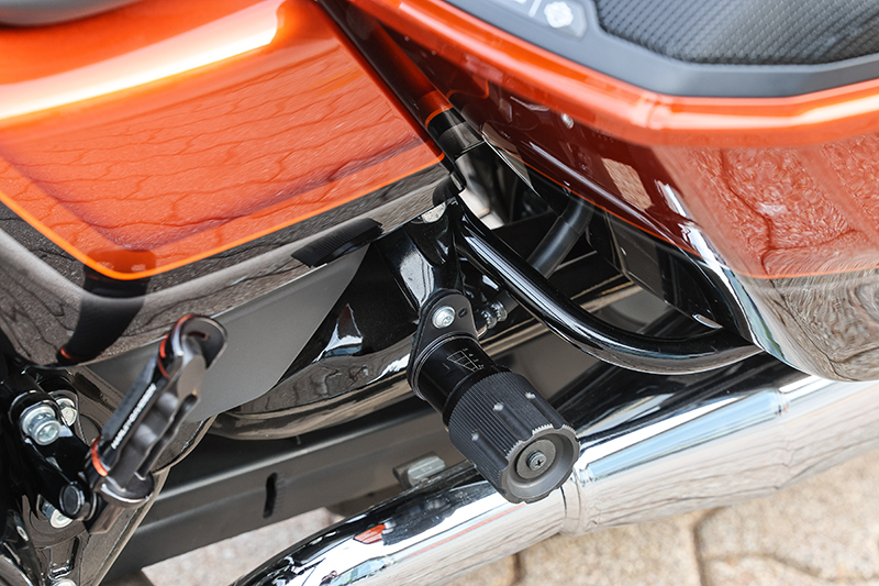 2023 Harley-Davidson CVO suspension preload adjuster