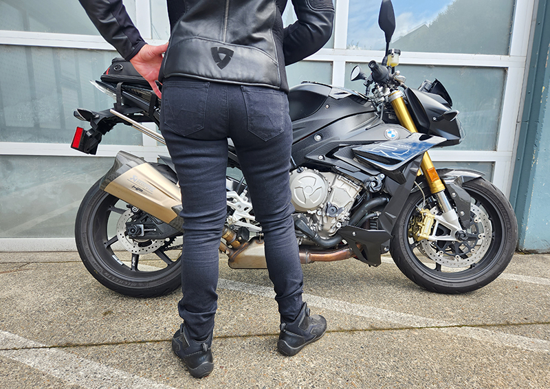 WRN's Favorite Women's Riding Pants and Jeans - Women Riders Now