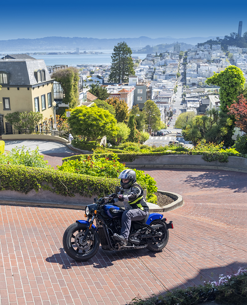San Fransisco Lombard Street Indian Scout