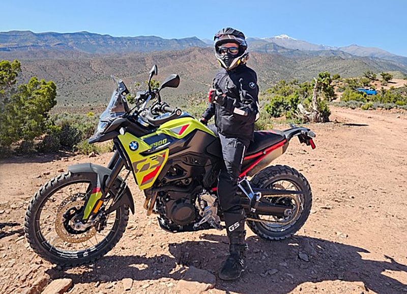 seat height woman rider BMW F 900 GS