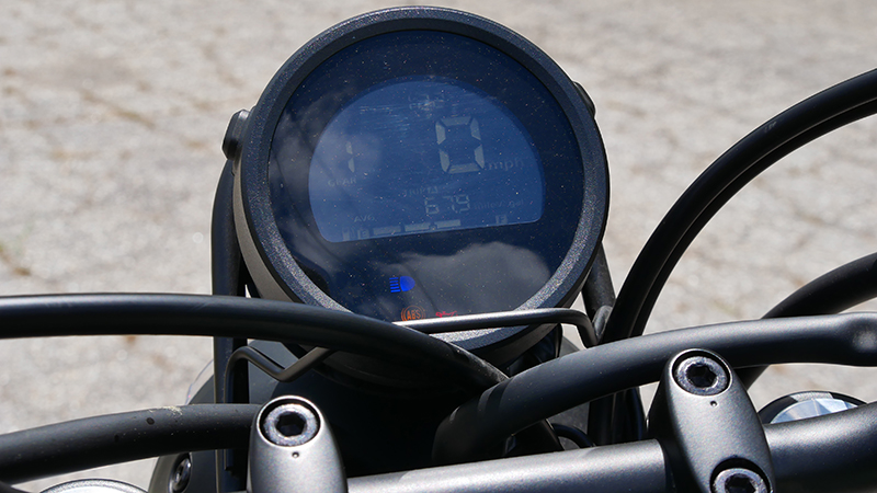 Honda SCL500 dash display