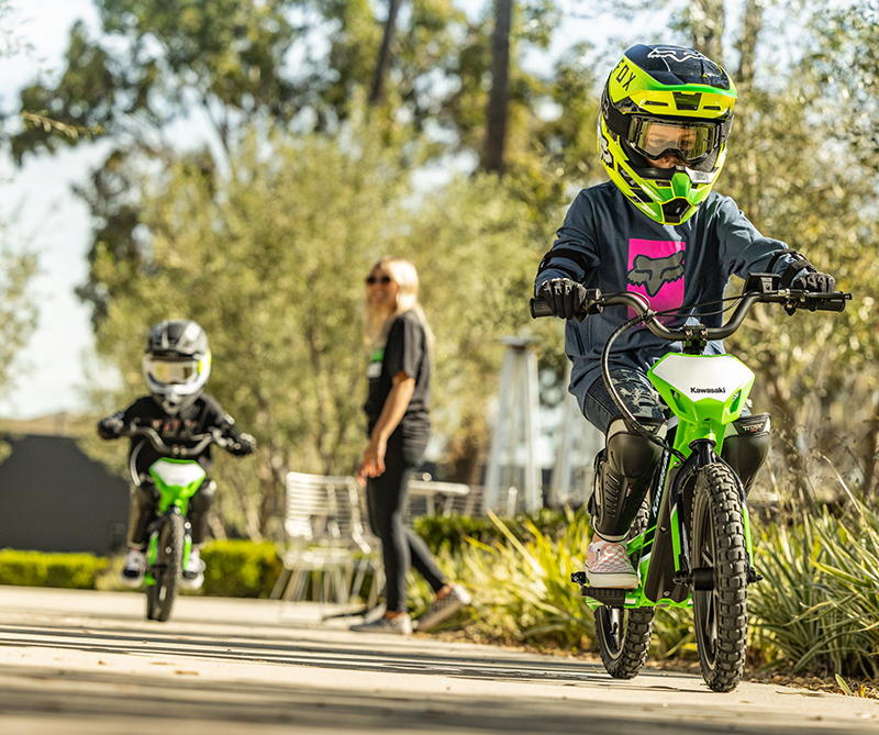 Kawasaki Elektrode kids on motorcycles