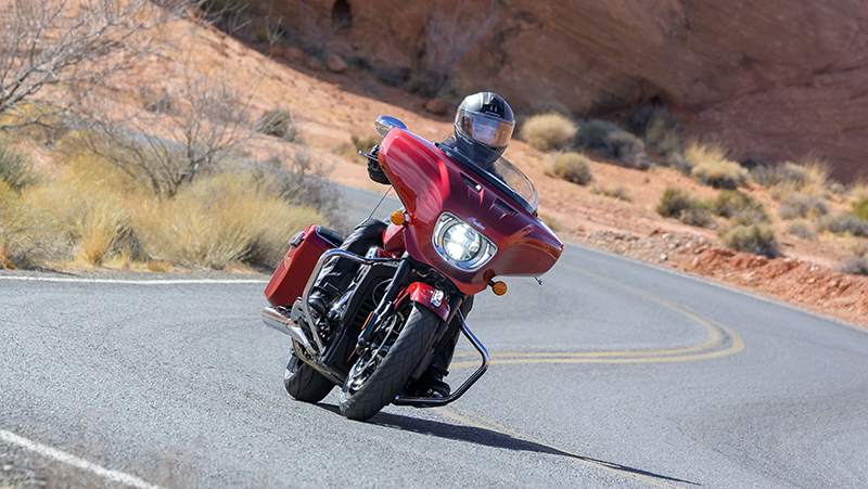 Indian Chieftain powerplus woman rider