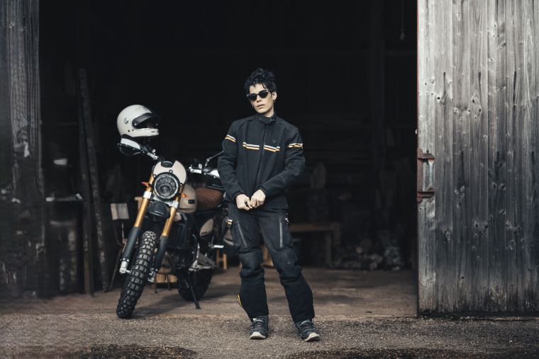 The Vanessa motorcycle jacket and pants combine modern styling with functional protection.